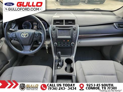 Used 2016 Toyota Camry LE FWD image 12