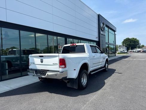 Used 2015 RAM 3500 Laramie Longhorn AWD/4WD image 3