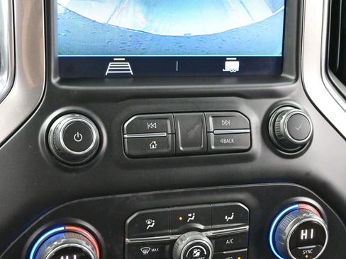 Used 2020 Chevrolet Silverado 1500 RST image 22