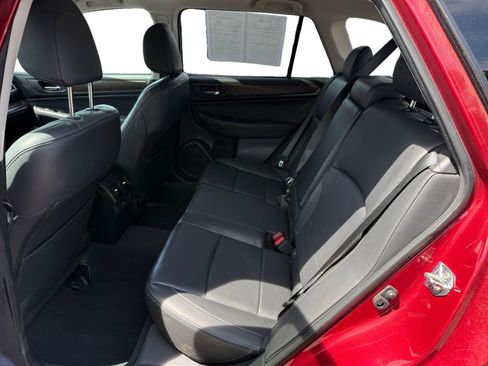 Used 2015 Subaru Outback 2.5i Limited AWD/4WD image 16