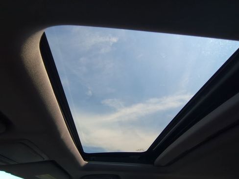 Used 2022 Honda CR-V Touring image 36