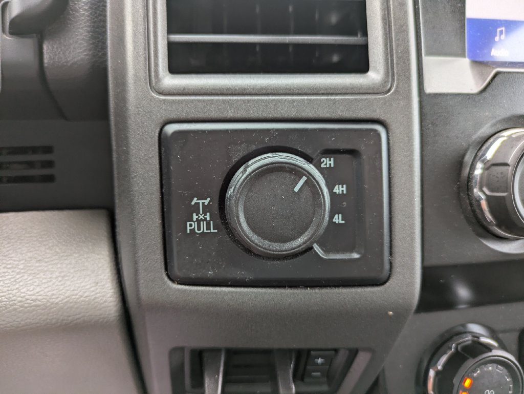 Used 2022 Ford F250 XL w/ STX Appearance Package AWD/4WD image 12