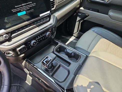 Used 2023 Chevrolet Silverado 1500 ZR2 w/ Technology Package AWD/4WD image 24
