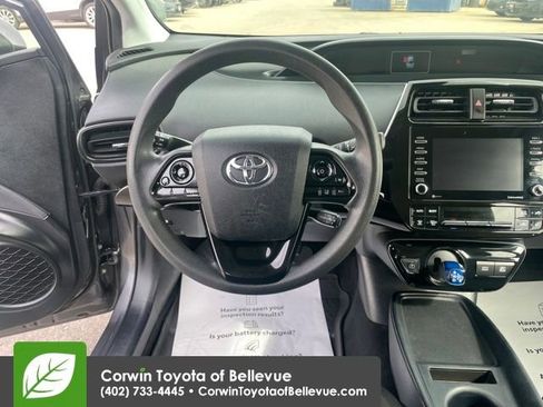 Used 2022 Toyota Prius L Eco image 21