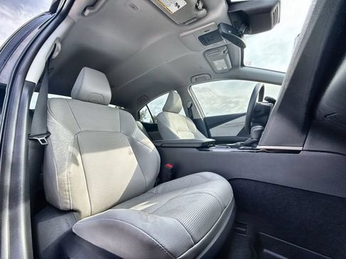 Used 2025 Toyota Camry XLE FWD image 24