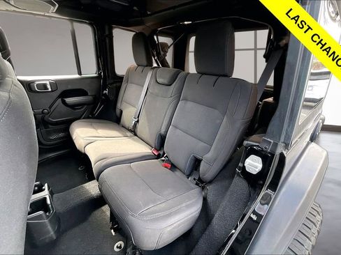 Used 2022 Jeep Wrangler Unlimited Sport AWD/4WD image 26