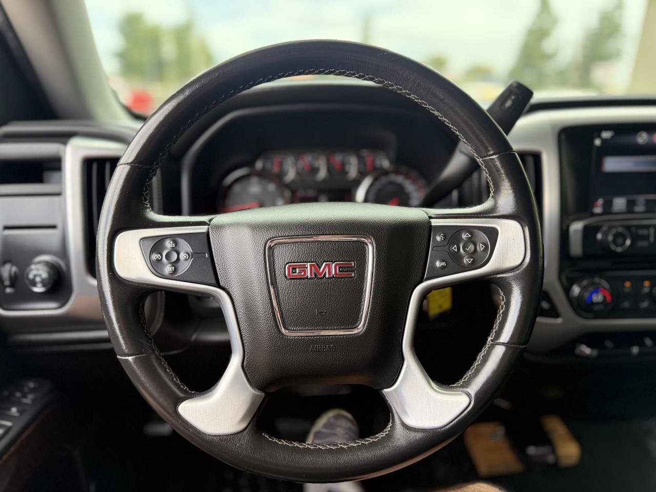 Used 2015 GMC Sierra 1500 SLT RWD image 18