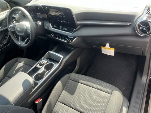 New 2026 Chevrolet Equinox LT image 16