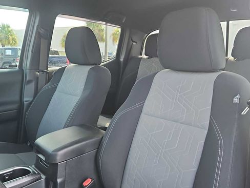 Used 2021 Toyota Tacoma TRD Sport image 13