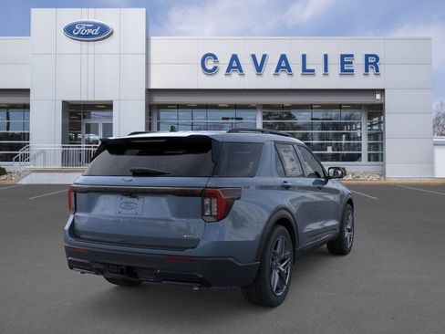 Used 2026 Ford Explorer ST-Line w/ ST-Line Street Pack AWD/4WD image 8