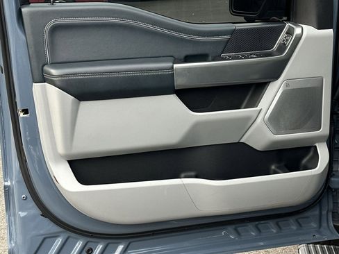 Used 2023 Ford F150 Limited image 15