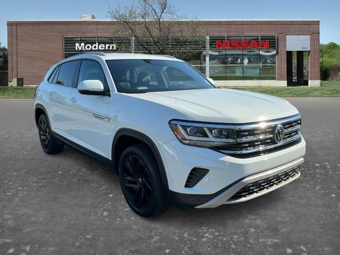 Used 2022 Volkswagen Atlas Cross Sport SE AWD/4WD image 5