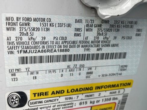 Used 2024 Ford Expedition Limited image 48