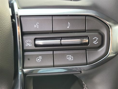 New 2026 GMC Yukon XL Denali w/ Denali Reserve Package image 18