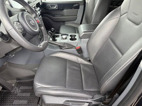 Used 2024 INEOS Grenadier image 9