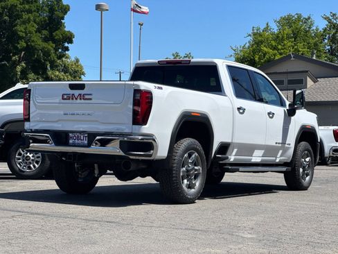 New 2026 GMC Sierra 2500 SLT w/ SLT Premium Package AWD/4WD image 3