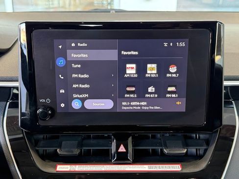 Certified 2025 Toyota Corolla LE image 29