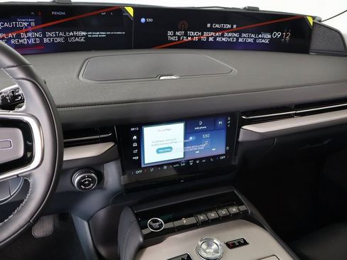 New 2025 Lincoln Navigator Reserve AWD/4WD image 5