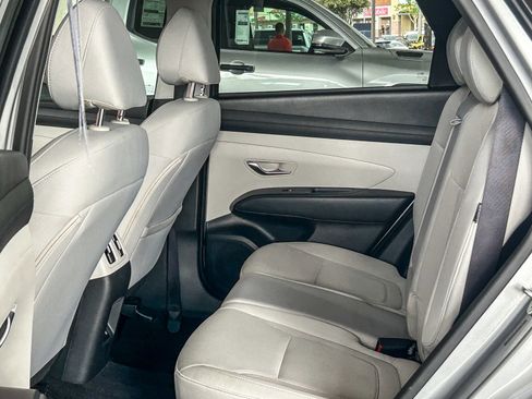 Used 2025 Hyundai Tucson SEL image 18