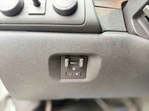 Used 2011 Chevrolet Tahoe LT w/ Luxury Package image 21