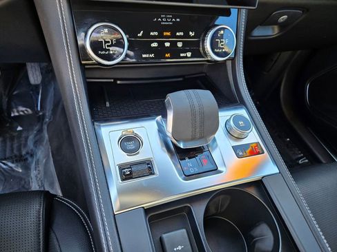 Used 2025 Jaguar F-PACE R-Dynamic S image 20