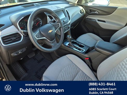 Used 2018 Chevrolet Equinox LS w/ LPO, Blackout Package image 9