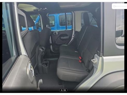 Used 2022 Jeep Wrangler Unlimited Sport AWD/4WD image 3