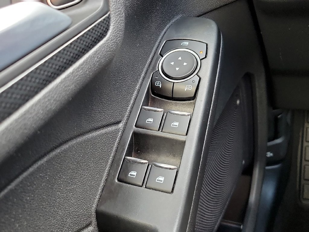 Used 2023 Ford Escape ST-Line w/ Tech Pack #1 FWD image 15