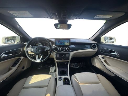 Used 2017 Mercedes-Benz GLA 250 image 20