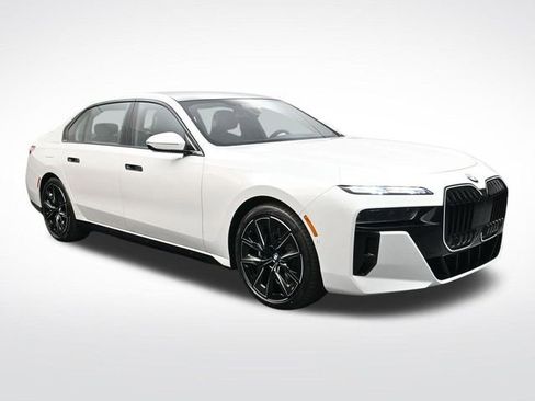 New 2026 BMW 760i xDrive w/ Executive Package AWD/4WD image 2