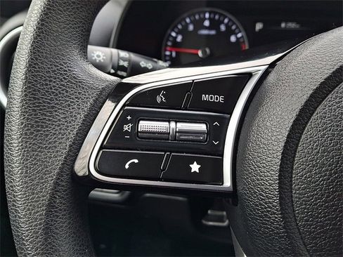 Certified 2022 Kia Forte LXS image 20