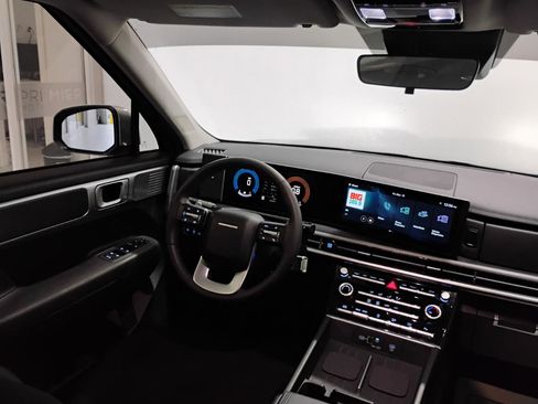 Used 2024 Hyundai Santa Fe SE image 65