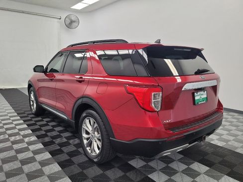 Used 2021 Ford Explorer XLT w/ Equipment Group 202A RWD image 5
