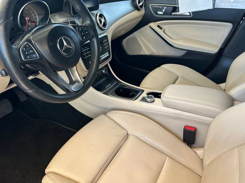 Used 2017 Mercedes-Benz CLA 250 image 10