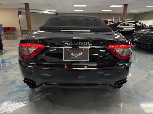 Used 2015 Maserati GranTurismo Sport RWD image 34