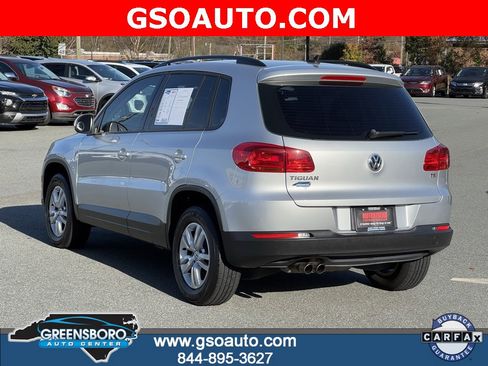 Used 2017 Volkswagen Tiguan S image 6