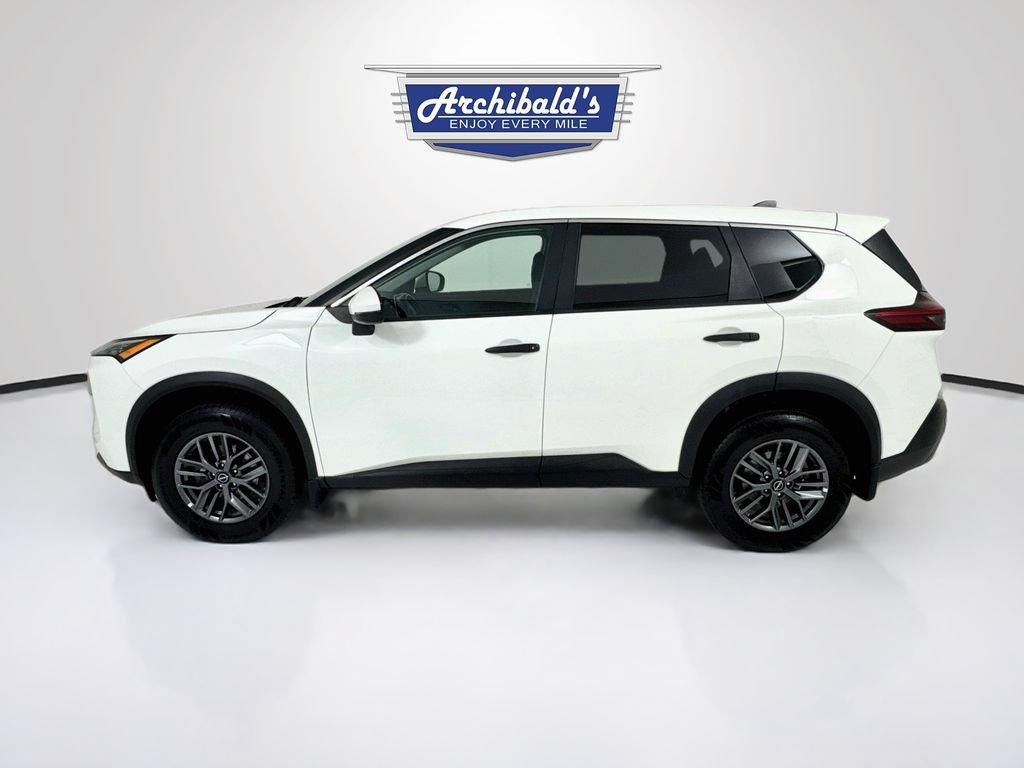 Used 2022 Nissan Rogue S AWD/4WD image 5