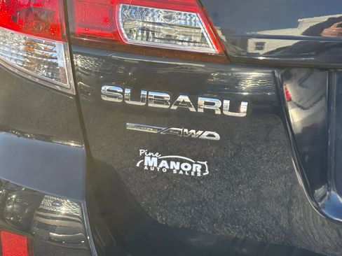 Used 2014 Subaru Outback 2.5i Limited image 34