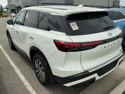 Used 2024 INFINITI QX60 Pure w/ Cargo Package image 7