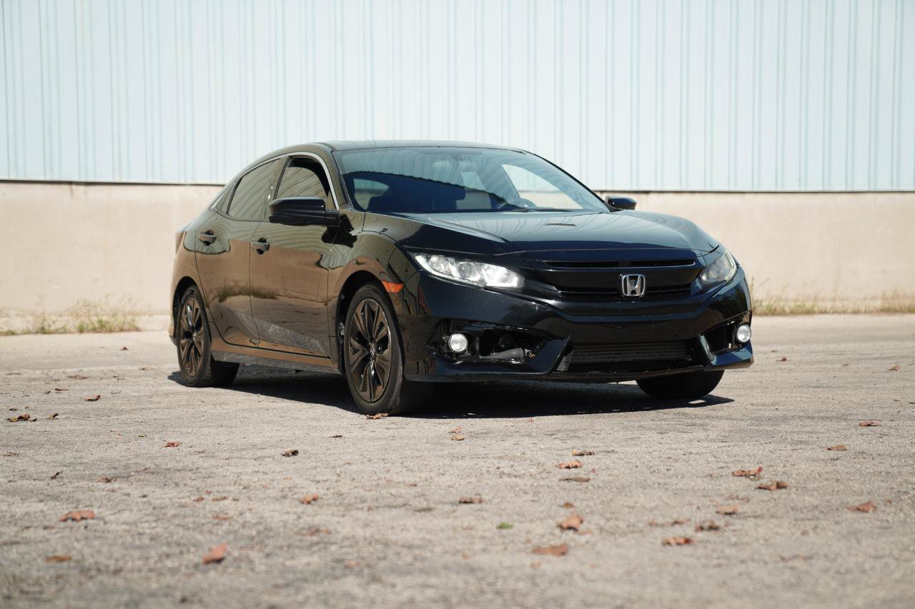 Used 2018 Honda Civic EX image 5