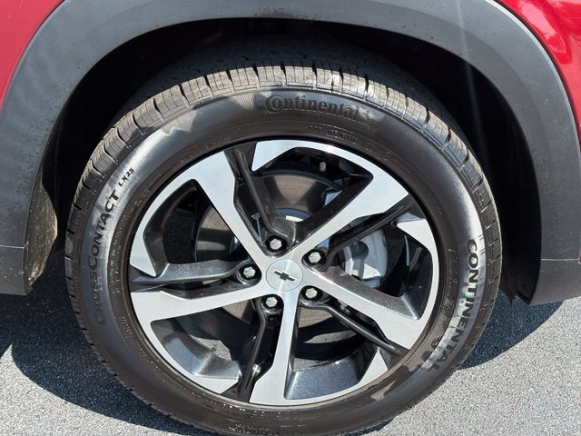 Used 2024 Chevrolet Trax RS w/ Driver Confidence Package FWD image 30