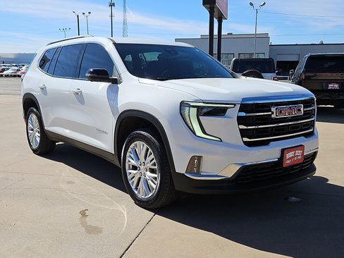 Used 2024 GMC Acadia Elevation image 4
