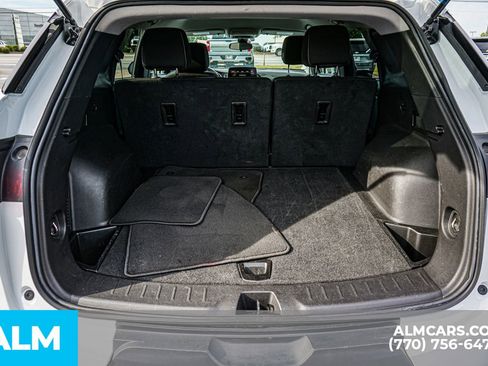 Used 2025 Chevrolet Blazer LT FWD image 25