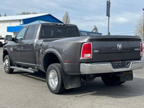 Used 2018 RAM 3500 Laramie image 11
