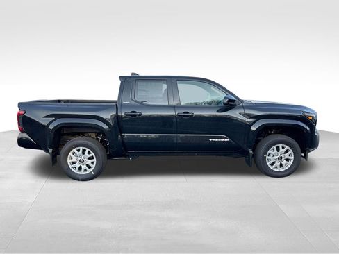 New 2026 Toyota Tacoma SR5 AWD/4WD image 6