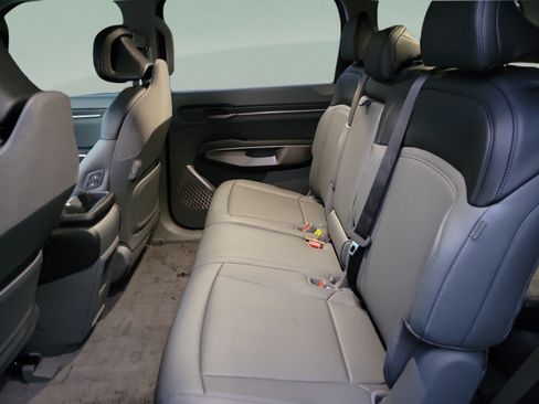New 2026 Kia EV9 Light RWD image 9