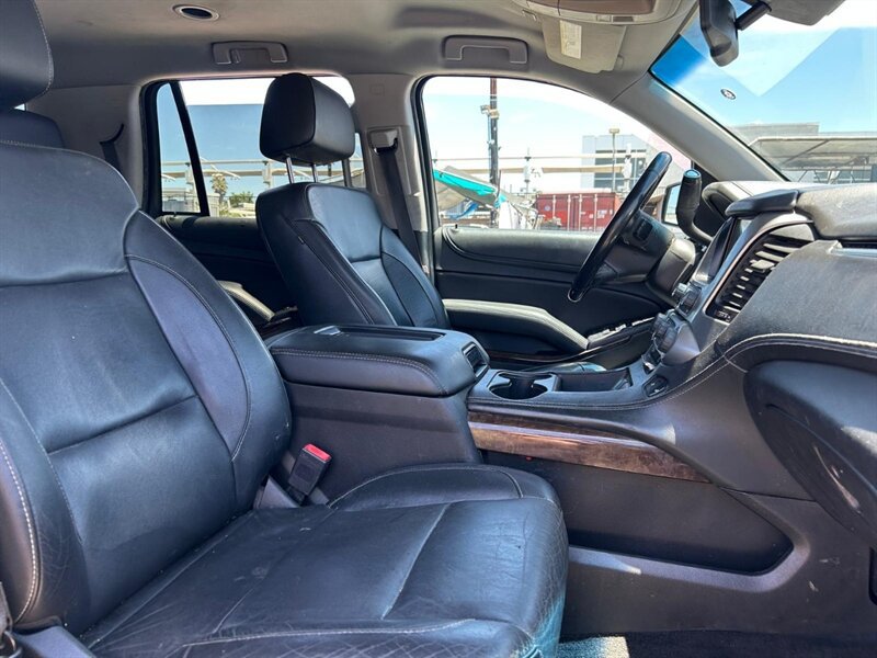 Used 2018 Chevrolet Tahoe LT w/ Luxury Package RWD image 23