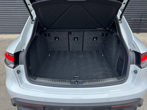 Certified 2025 Porsche Macan image 25