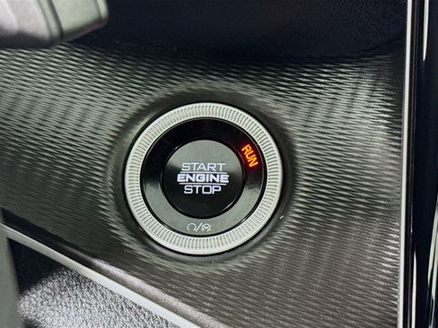 Used 2024 Jeep Grand Cherokee Altitude image 20