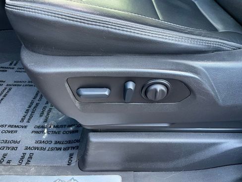 Used 2022 Chevrolet Silverado 2500 High Country w/ Z71 Off-Road Package image 10